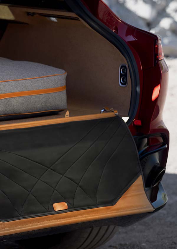 Aston Martin DBX REAR BUMPER PROTECTOR