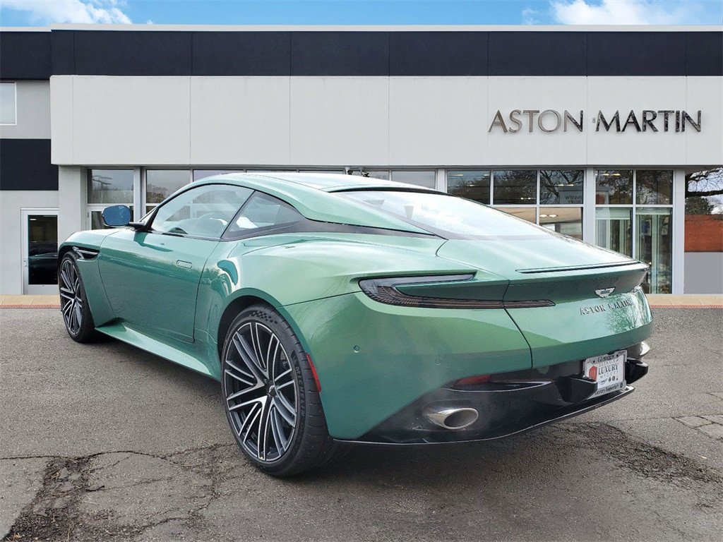 2024 Aston Martin DB12 