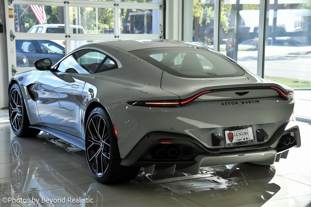 2023 Aston Martin Vantage 