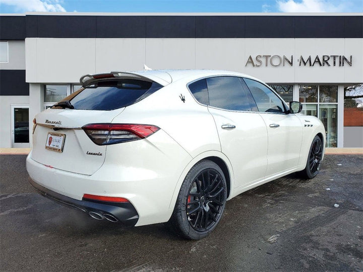 2024 Maserati Levante Modena Ultima