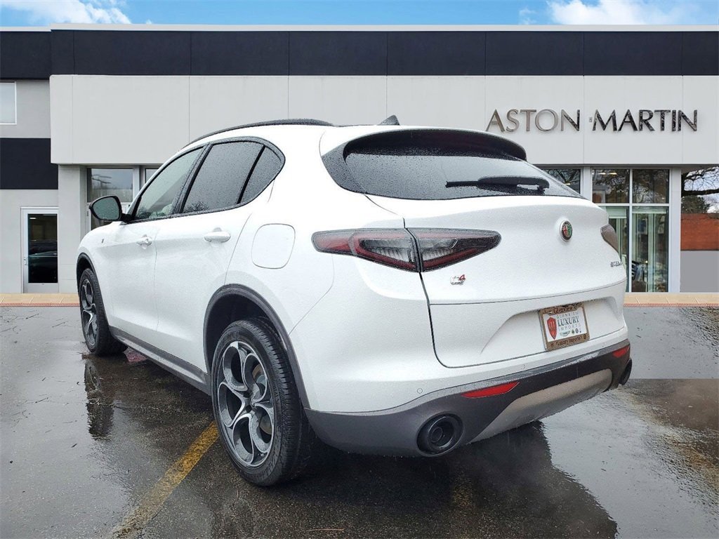 2024 Alfa Romeo Stelvio Ti Awd