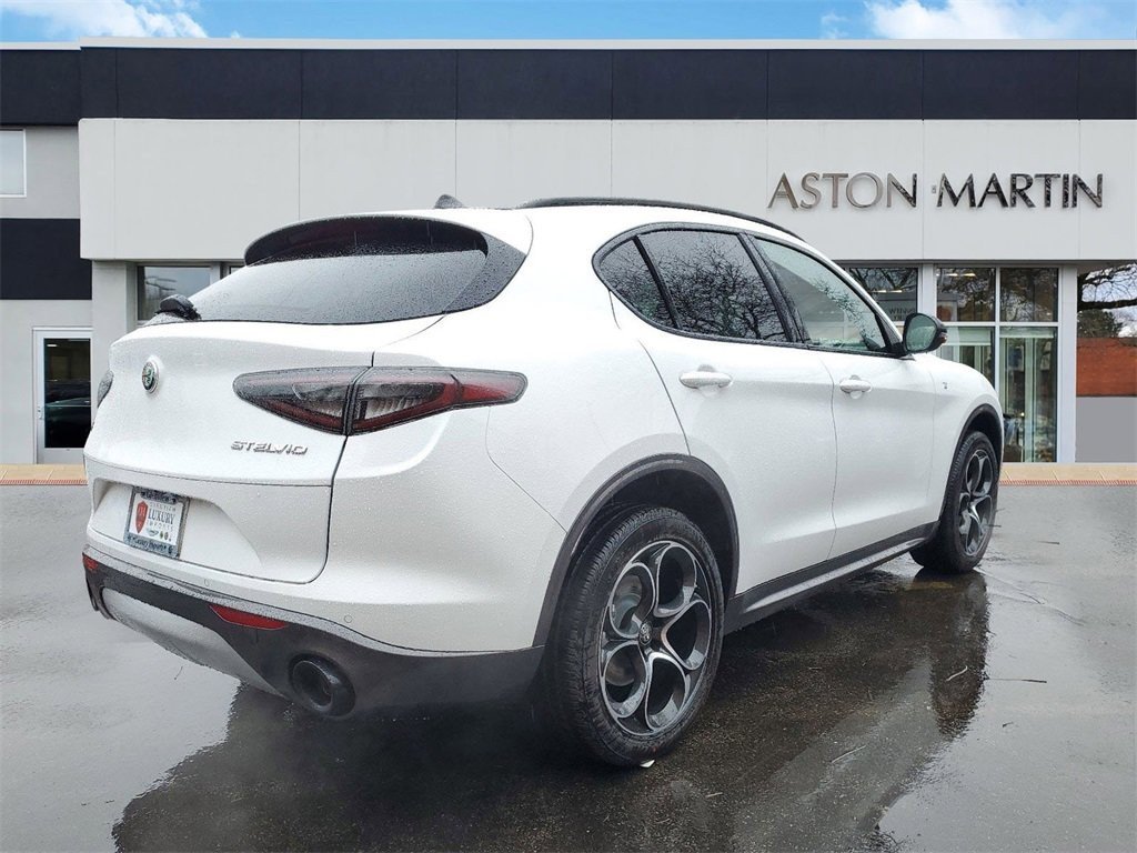 2024 Alfa Romeo Stelvio Ti Awd